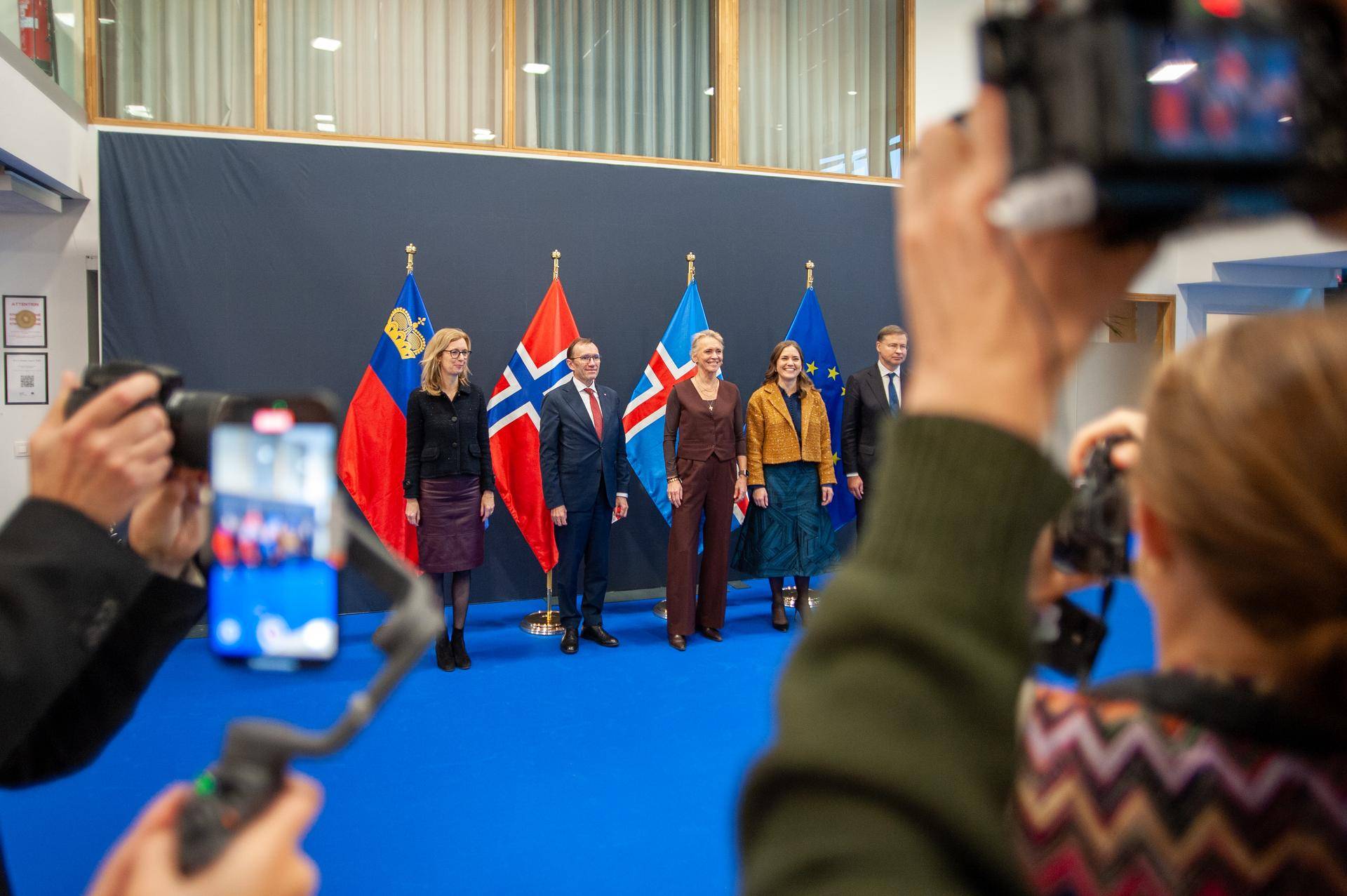 Bilde av utenriksminsterne fra EØS/EFTA-landene