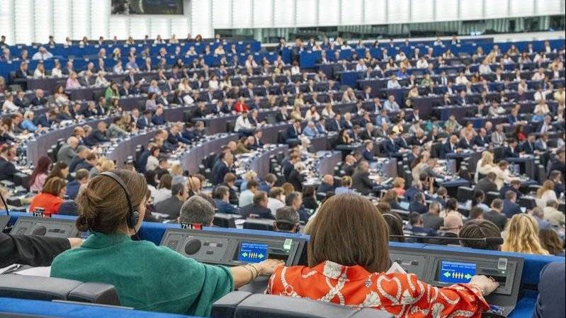 Akrivbilde fra en tidligere plenumssesjon i parlamentet