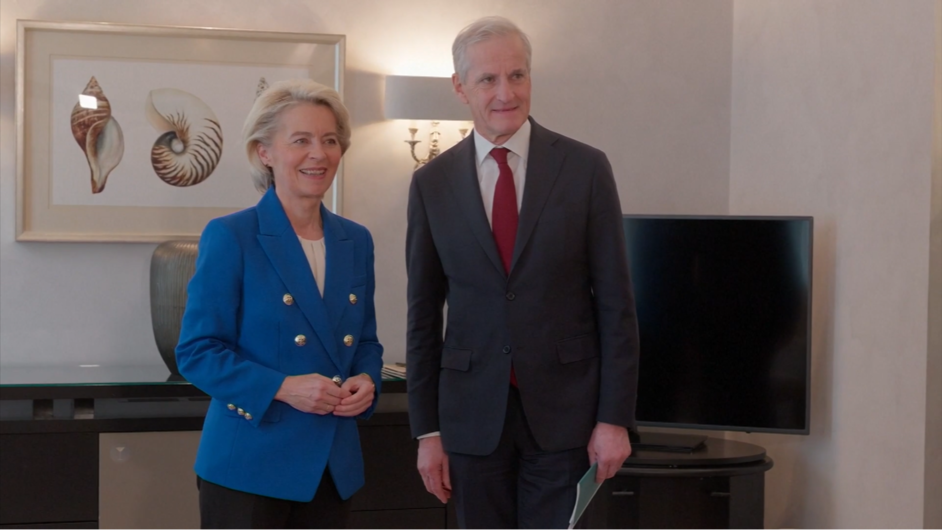 Bilde av Ursula von der Leyen og Jonas Gahr Støre