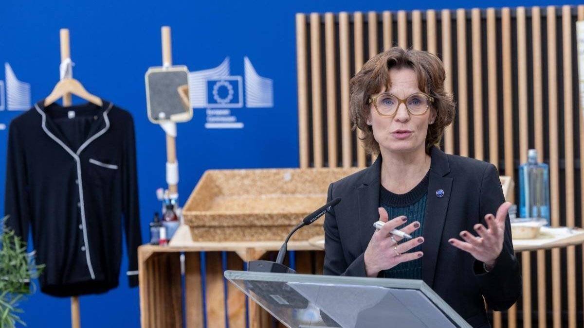 Bilde av kommissær Jessika Roswall, Commissioner for Environment, Water Resilience and a Competitive Circular Economy